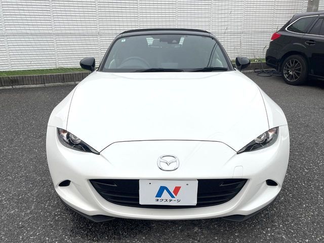 ROADSTER