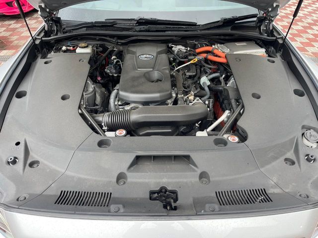 CROWN sedan hybrid