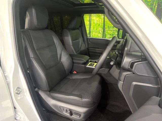 LANDCRUISER 250