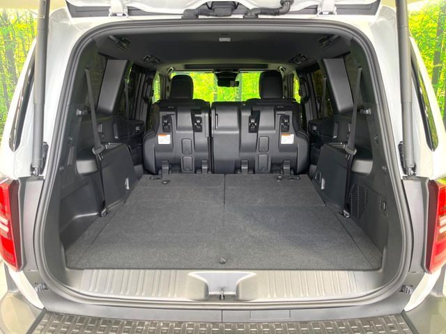 LANDCRUISER 250