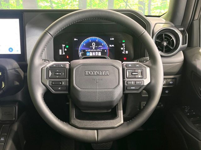 LANDCRUISER 250