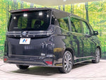 VOXY HYBRID