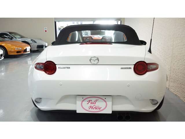ROADSTER