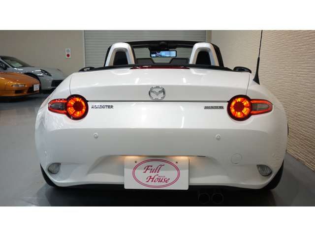ROADSTER