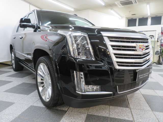 CADILLAC ESCALADE