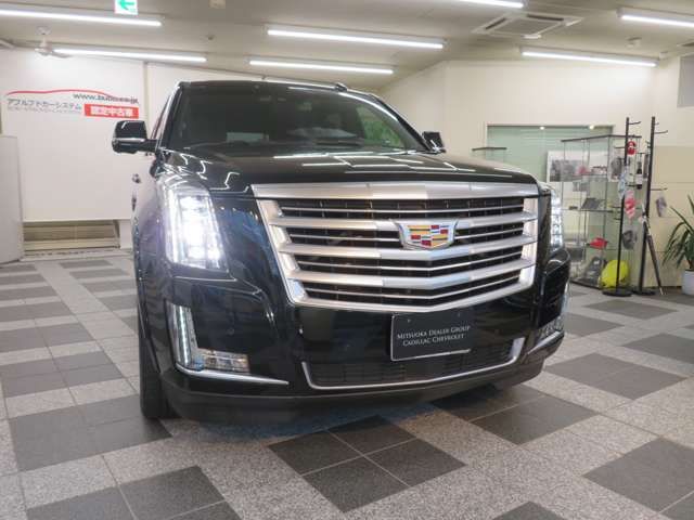 CADILLAC ESCALADE