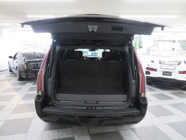 CADILLAC ESCALADE