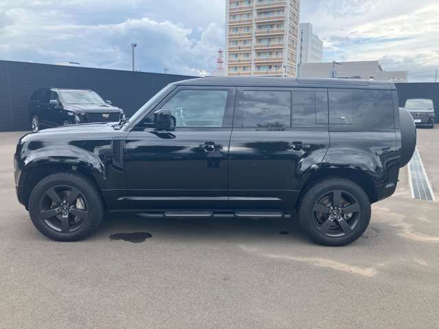 ROVER DEFENDER