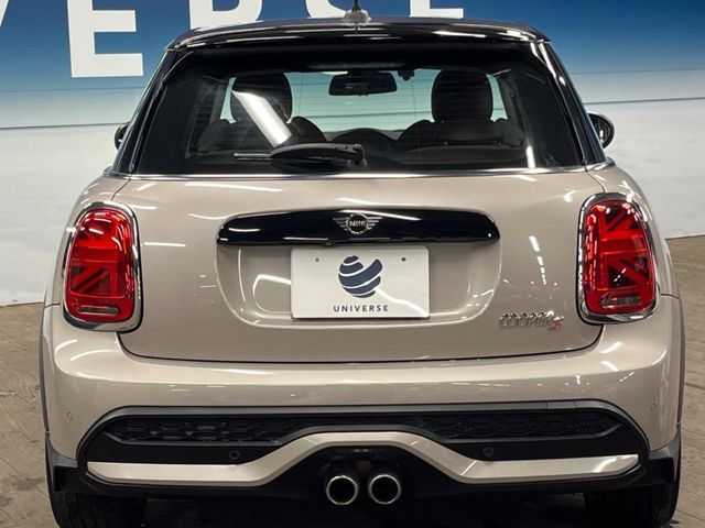 MINI COOPER S 5DOOR