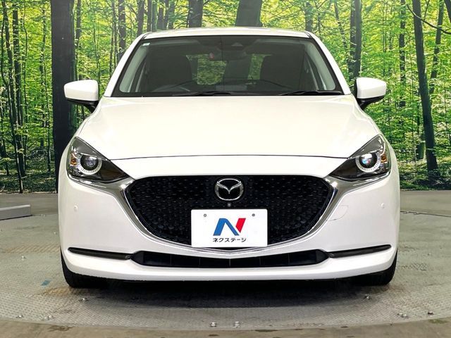 MAZDA2