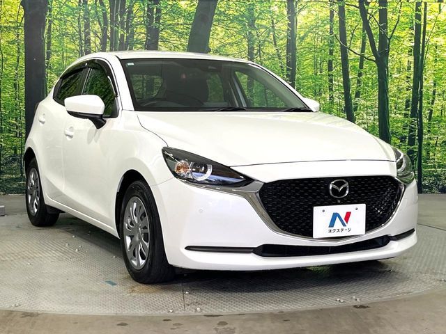 MAZDA2