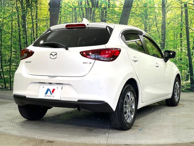MAZDA2