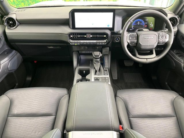 LANDCRUISER 250