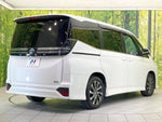 VOXY HYBRID