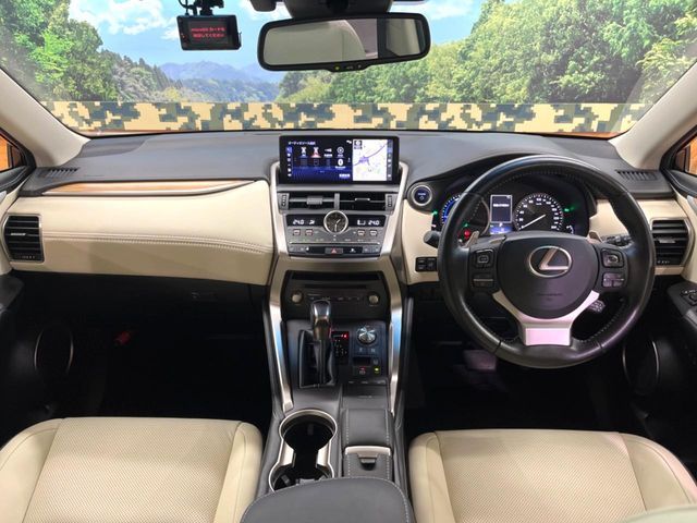 LEXUS NX300h AWD