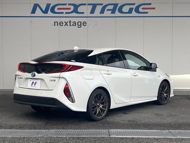 PRIUS PHV