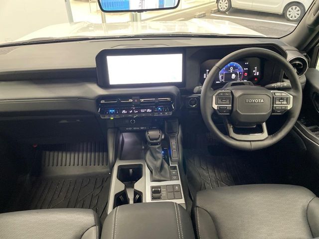 LANDCRUISER 250