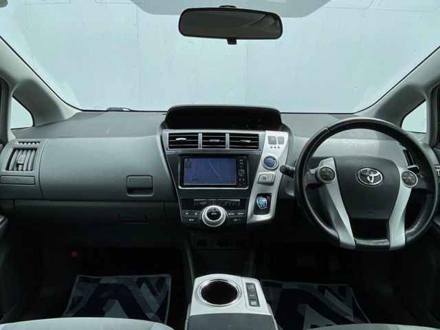 PRIUS Alpha