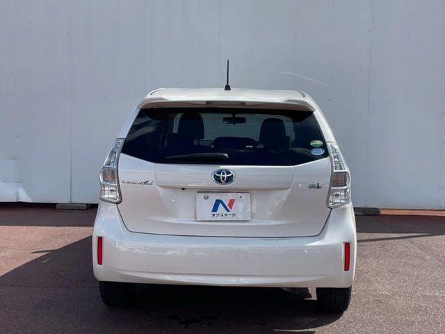 PRIUS Alpha