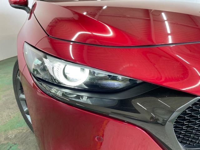 MAZDA3 FASTBACK