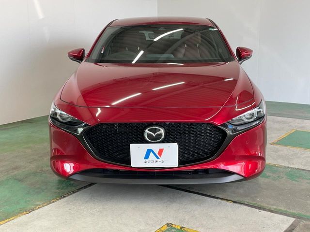 MAZDA3 FASTBACK
