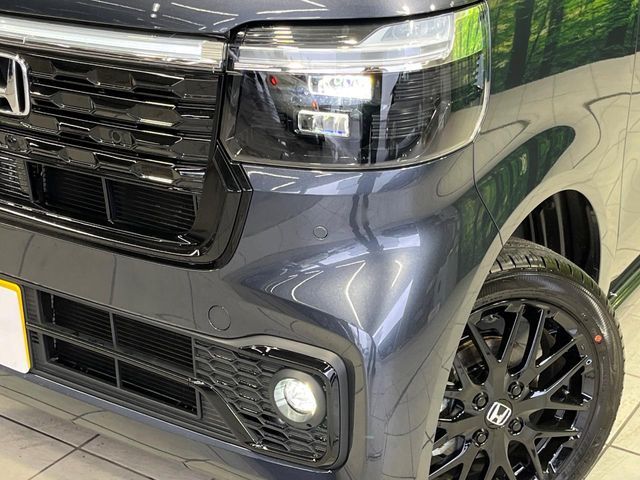 N BOX CUSTOM 4WD