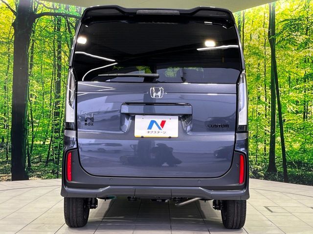 N BOX CUSTOM 4WD