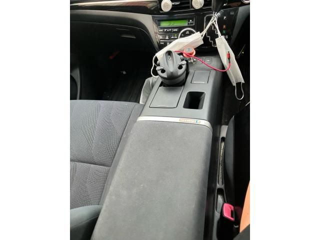 ESTIMA HYBRID 4WD