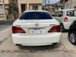 CROWN sedan