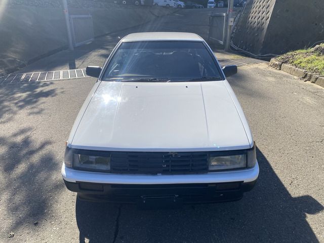 COROLLA LEVIN