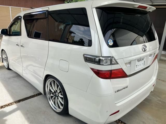 VELLFIRE