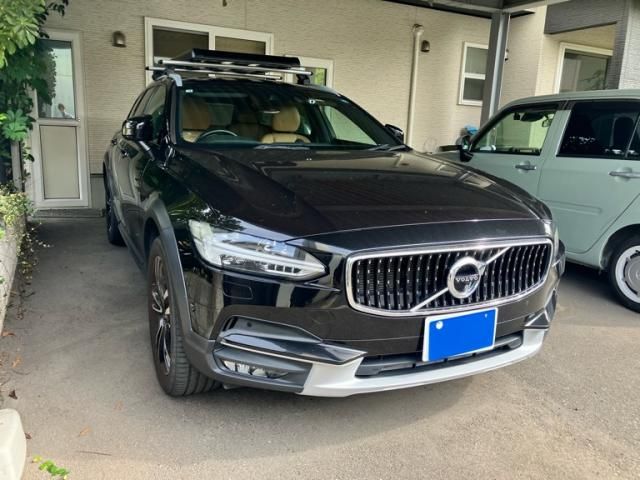 VOLVO V90 CROSS COUNTRY