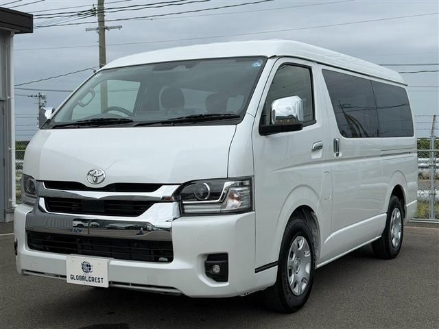 ハイエース