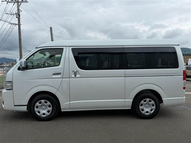 ハイエース