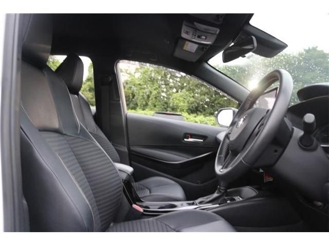 COROLLA TOURING HYBRID
