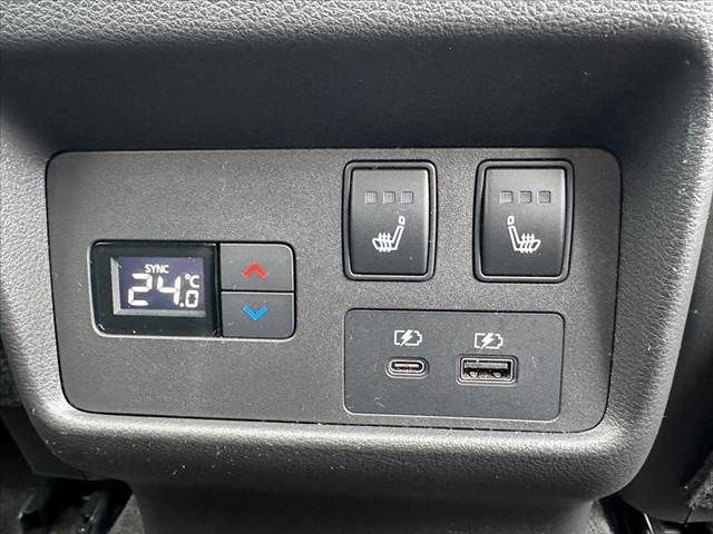 X-TRAIL HYBRID 4WD