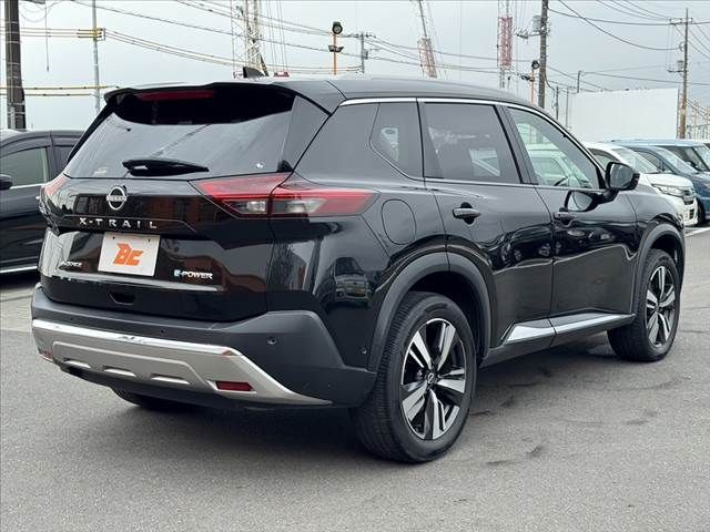 X-TRAIL HYBRID 4WD