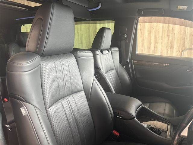 ALPHARD hybrid 4WD