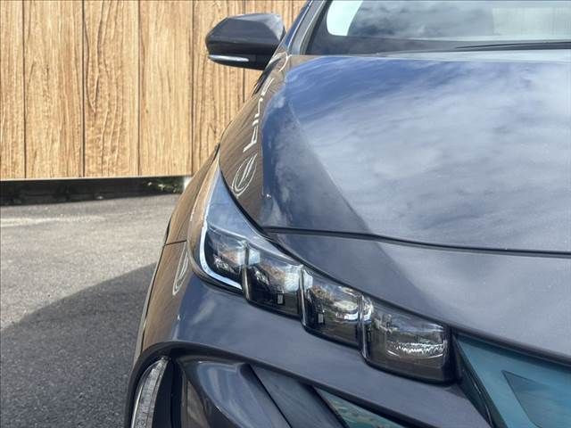 PRIUS PHV
