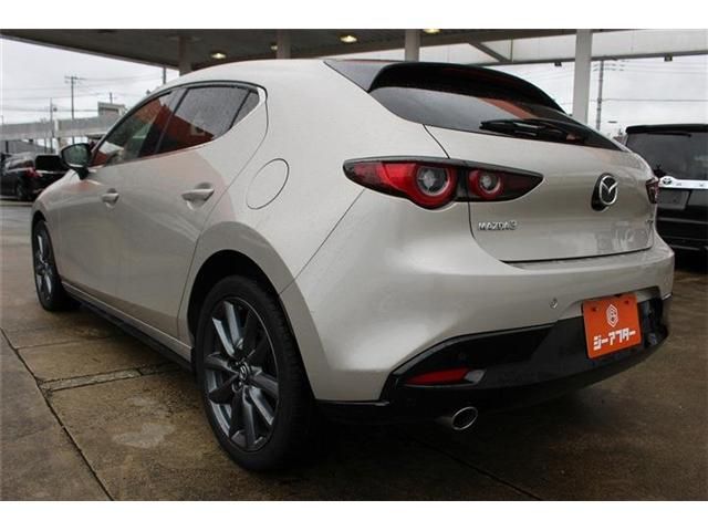 MAZDA3 FASTBACK