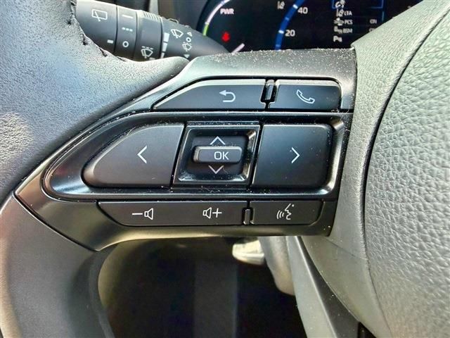 YARIS CROSS HYBRID
