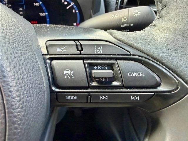 YARIS CROSS HYBRID