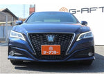 CROWN sedan hybrid