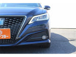 CROWN sedan hybrid