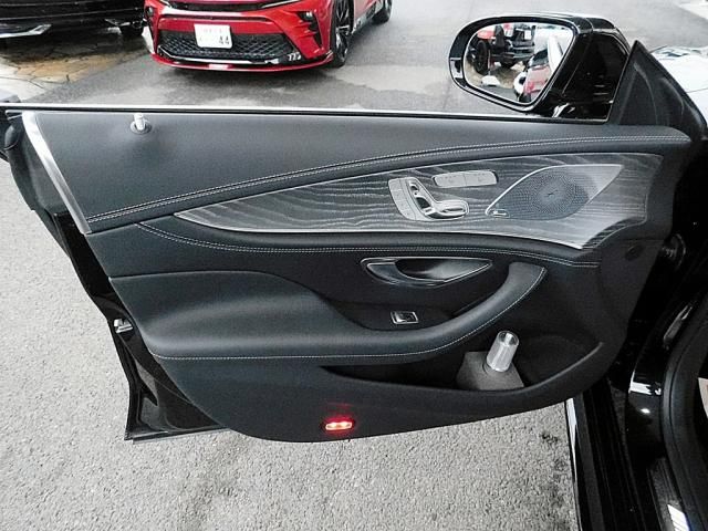 MERCEDES AMG GT 4DOOR coupe HYBRID