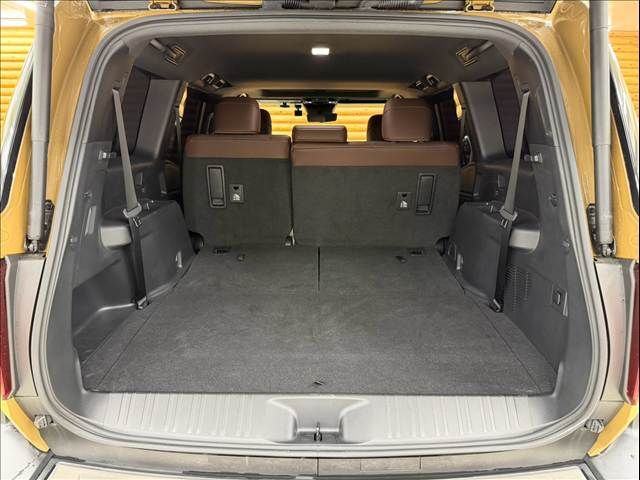 LANDCRUISER 250