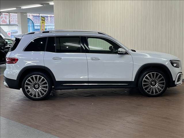 MERCEDES BENZ GLB