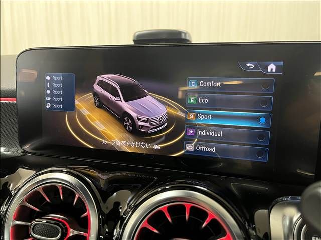 MERCEDES BENZ GLB