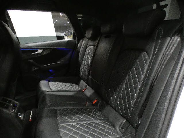 AUDI S4 AVANT