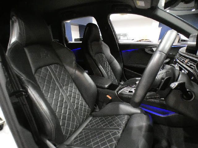 AUDI S4 AVANT
